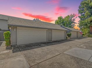 8024 Briar Ridge Ln, Citrus Heights, CA 95610