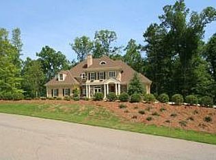 1008 Stradshire Dr, Raleigh, NC 27614