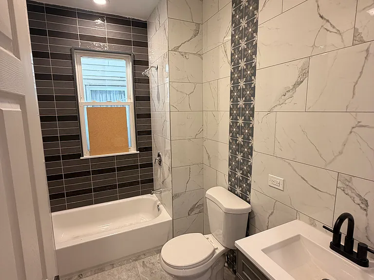 509 E 26th St #2 — Photo 12