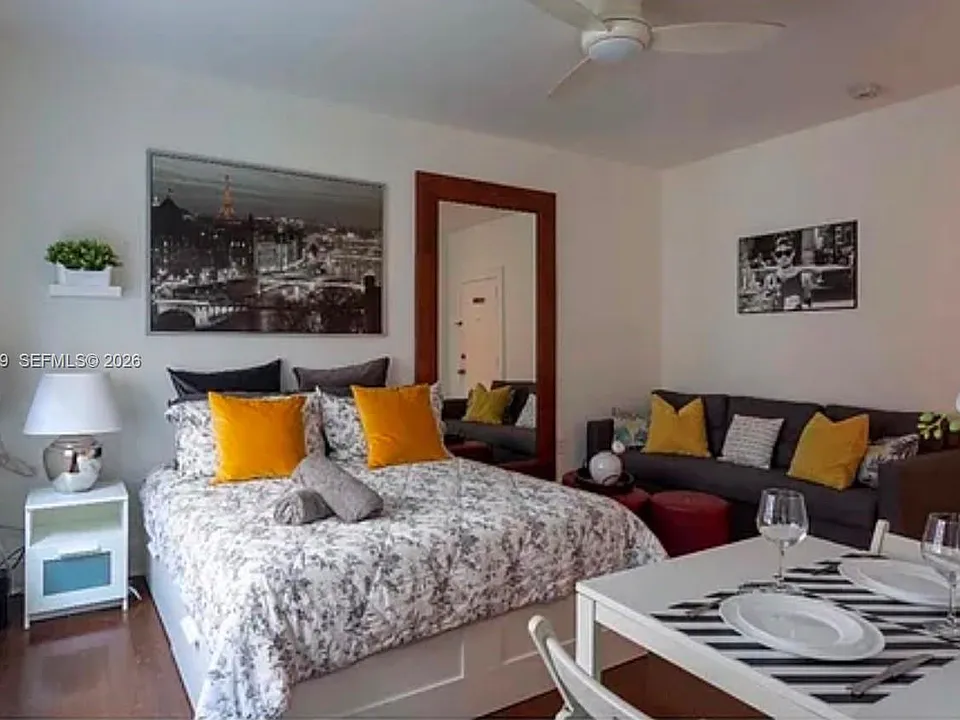 1611 Michigan Ave #5