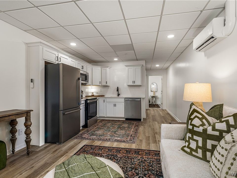 1st image of 1212 12th St APT 35