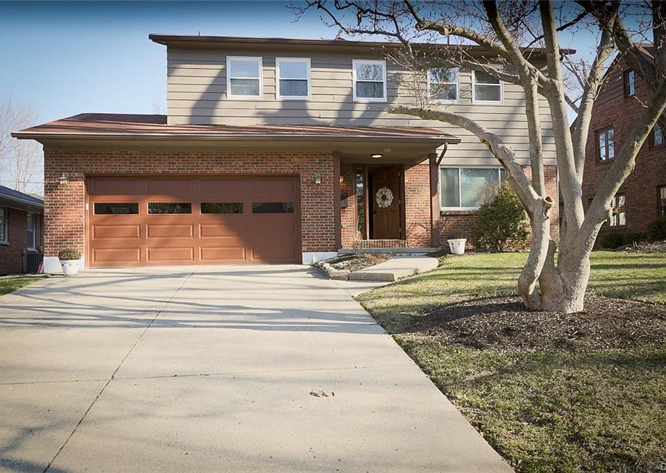 1st image of 207 Beverly Pl