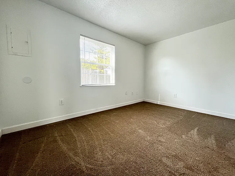 1 BR- Deluxe