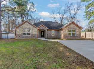 810 Alexander Rd, Mt Pleasant, TX 75455