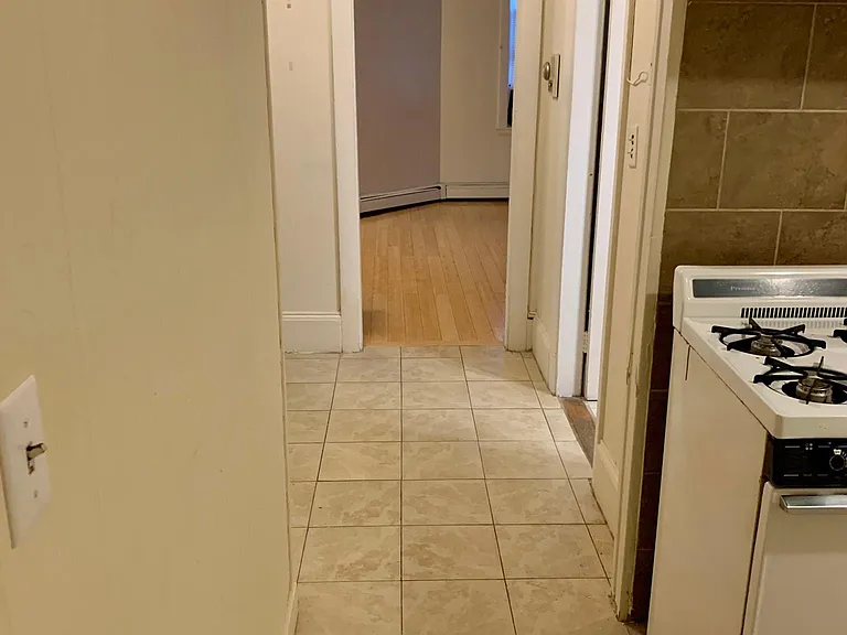 26 Beacon St #201 — Photo 6