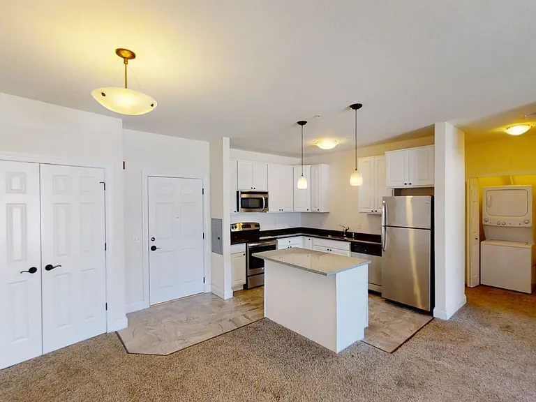 Delafield Woods Apartments — Photo 54