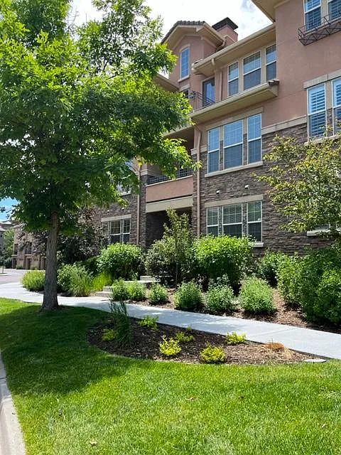 3 bed, 2131 sqft, $3,650 — Photo 1
