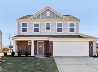 1353 Turkington Ct, Greenwood, IN 46143
