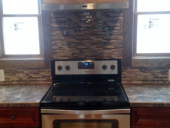 5th image of 2393 Glover Rd