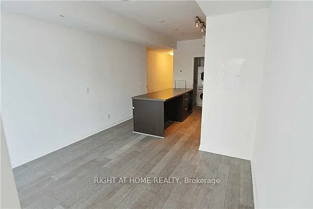 8 Mercer St #1903 — Photo 6