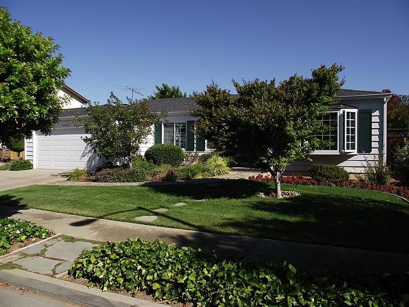 1st image of 19947 Twilight Ct