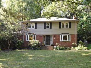 108 Eton Dr, Pittsburgh, PA