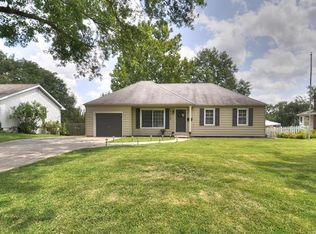 6215 N Highland Ave, Kansas City, MO 64118