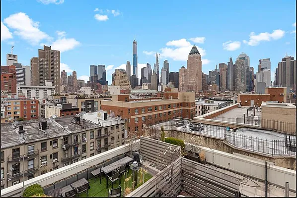 Sold by Nest Seekers International | media 2