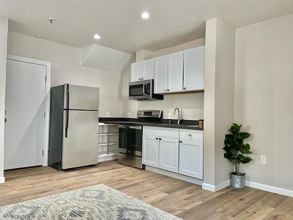 2nd image of 451 Union St #100
