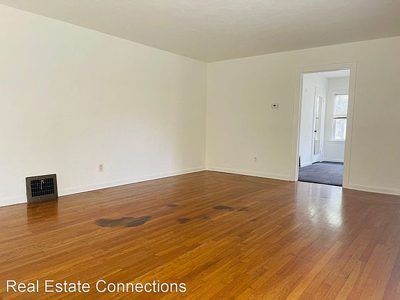 4th image of 1317 Glenwood Ave