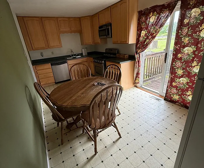 303 Wilson Park Ln — Photo 9