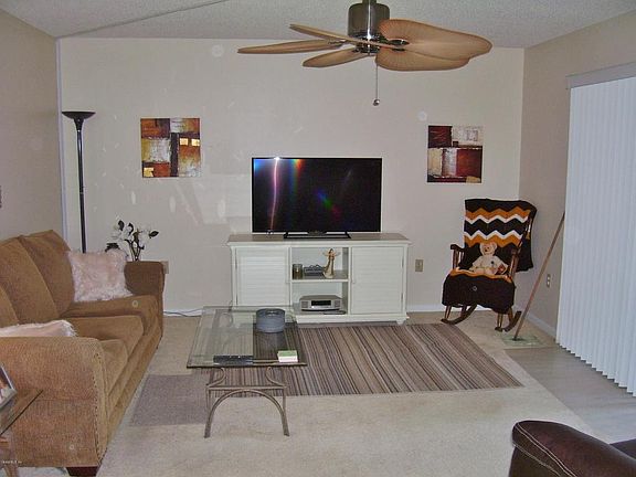 3rd image of 518 Silver Crse APT A