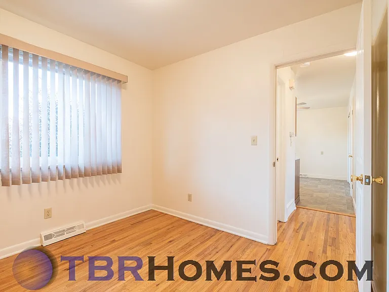 175 S Cody St — Photo 11