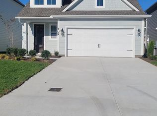 102 Portico Pl, La Vergne, TN 37086