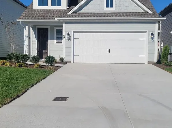 102 Portico Pl, La Vergne, TN 37086