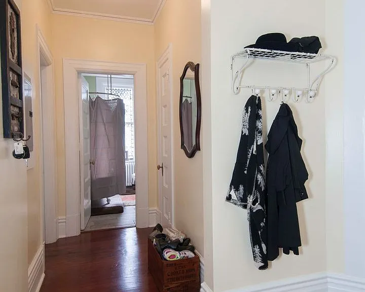 220 Graham St — Photo 15