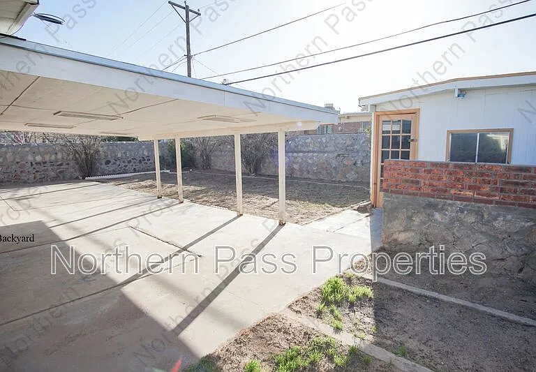 10109 Milan St — Photo 25