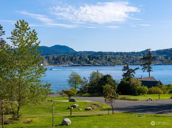 7811 South Beach Lane, Anacortes, WA 98221