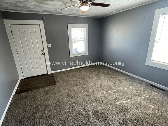 3rd image of 4022 Lawndale Ave