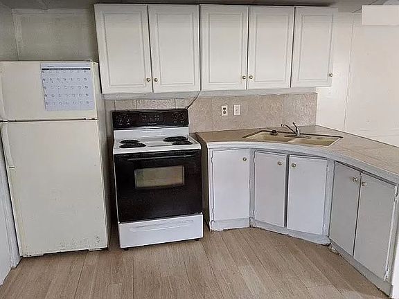 5th image of 8169 W Fairoak Ct