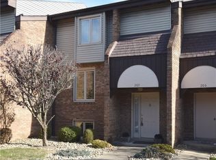 205 Doris Dr, Pittsburgh, PA 15236