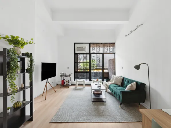 350 East 62nd Street 2B image 1 of 9