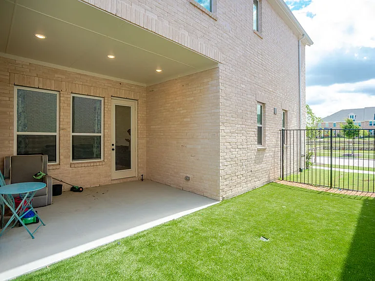 8869 Bailey St — Photo 30