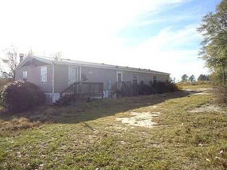 2nd image of 403 Fountain Rd