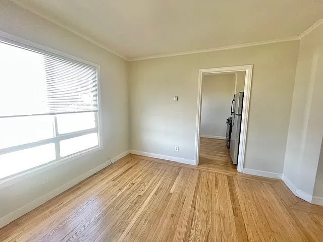455 Arlington St #9 — Photo 4