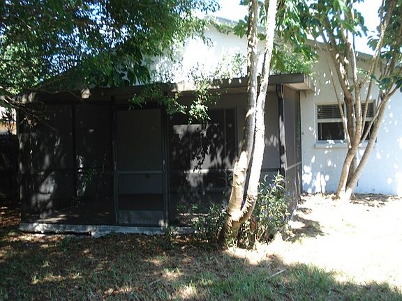 2nd image of 1844 Mova St