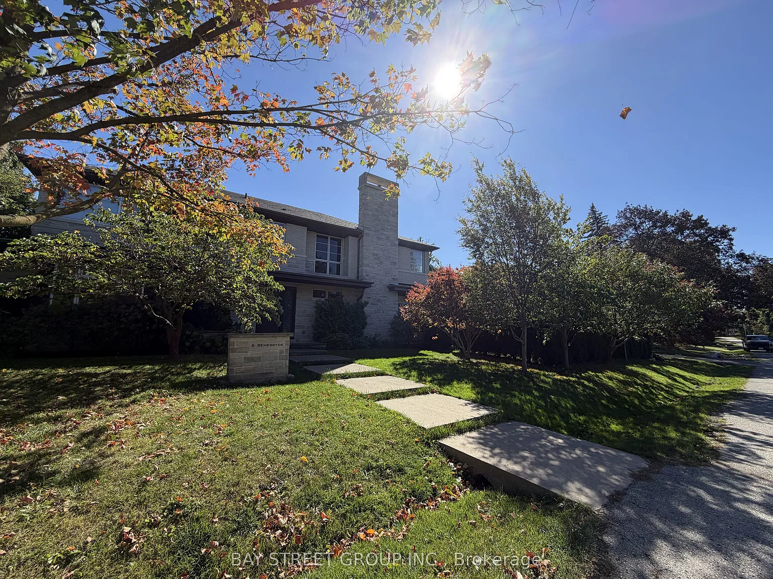 6 bed, $9,880 — Photo 2