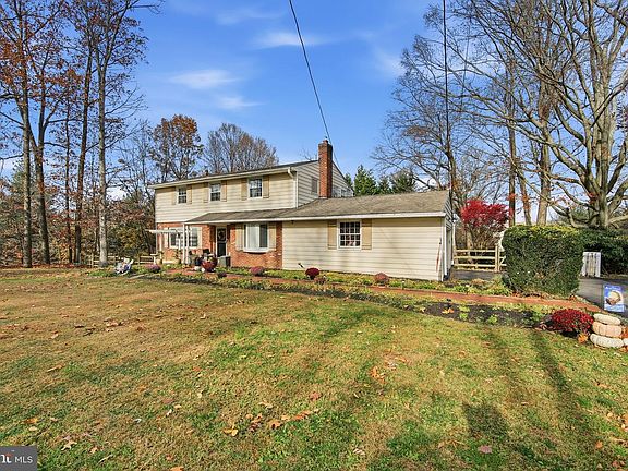 5th image of 1331 Faucett Dr