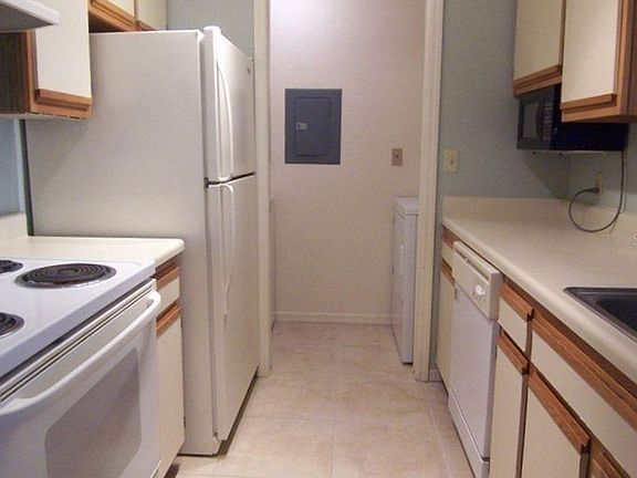 3rd image of 10263 Gandy Blvd N APT 2205