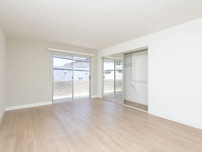 3646 Mentone Ave #9 — Photo 13