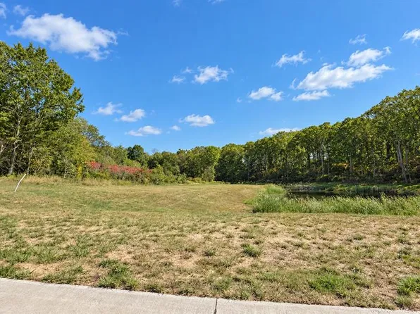 23 Forestdale Ln, Warrenton, MO 63383