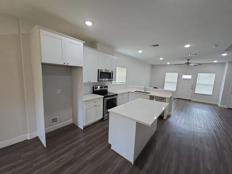 8235 Locksley Rd #A — Photo 19