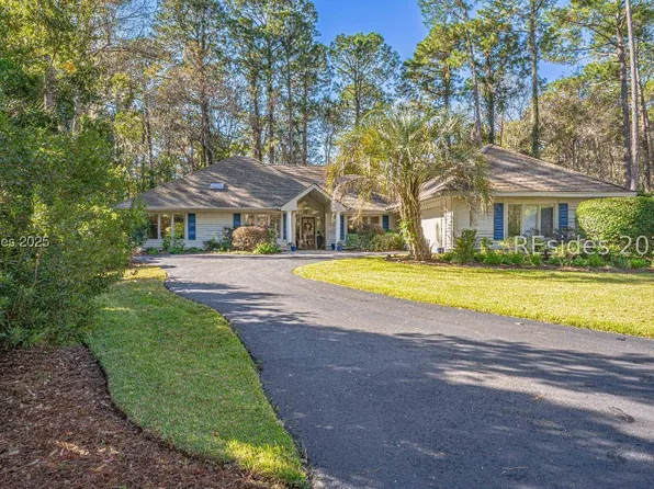 13 Sweetwater Ln, Hilton Head Island, SC 29926