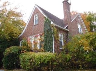 7320 Ryers Ave, Philadelphia, PA 19111