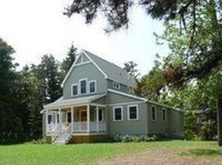 11 Seguin St, Phippsburg, ME 04562