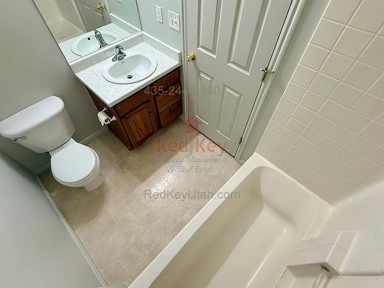 177 Crystal Bay Dr, Stansbury Park, UT_06112026