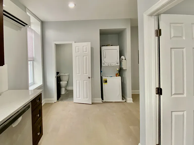 1247 Snyder Ave #2 — Photo 13