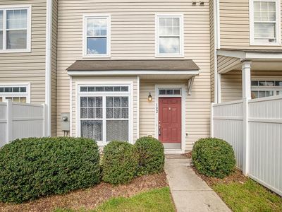 1310 Canyon Rock Ct UNIT 102, Raleigh, NC, 27610