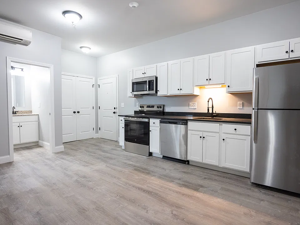 Kitchen / Living