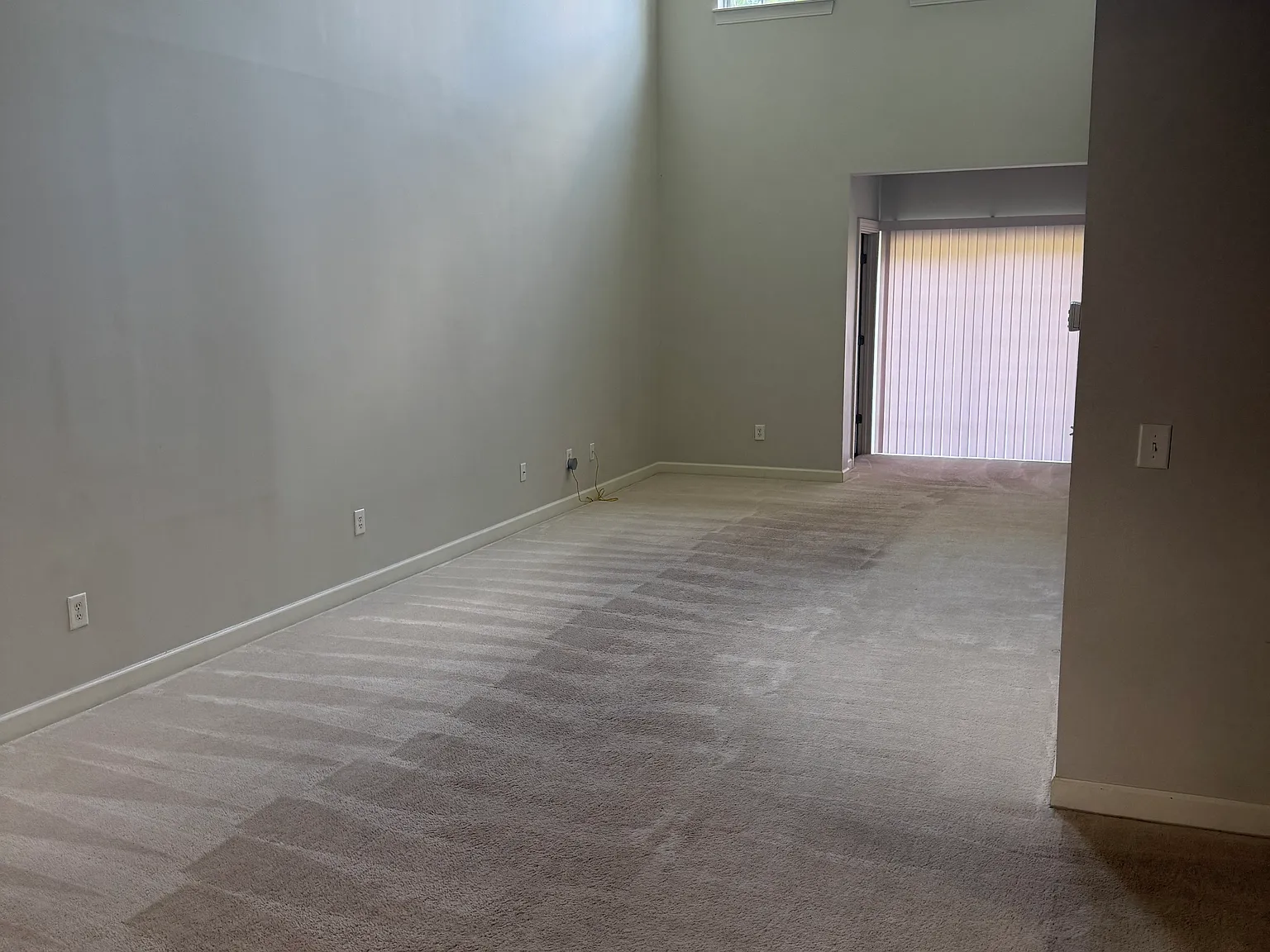 3 bed, 2.5 bath, 1720 sqft, $1,950 — Photo 4